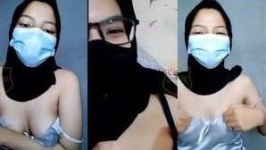 Viral Yandex Live Show Kak Shintia Lagi Asik Mainin Apemnya